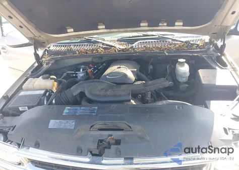 2004 Chevrolet Suburban 1500 Lt из США, поврежденный, VIN 3GNFK16T54G267431